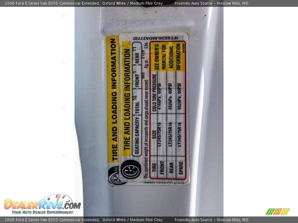 2006 Ford E Series Van E350 Commercial Extended Oxford White / Medium Flint Grey Photo #34