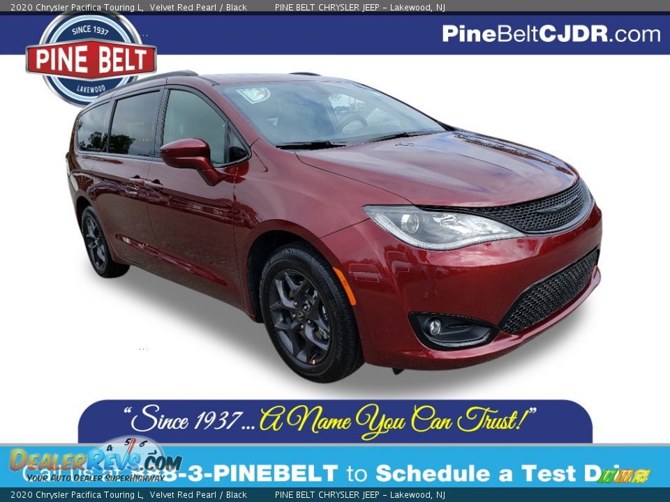 2020 Chrysler Pacifica Touring L Velvet Red Pearl / Black Photo #1