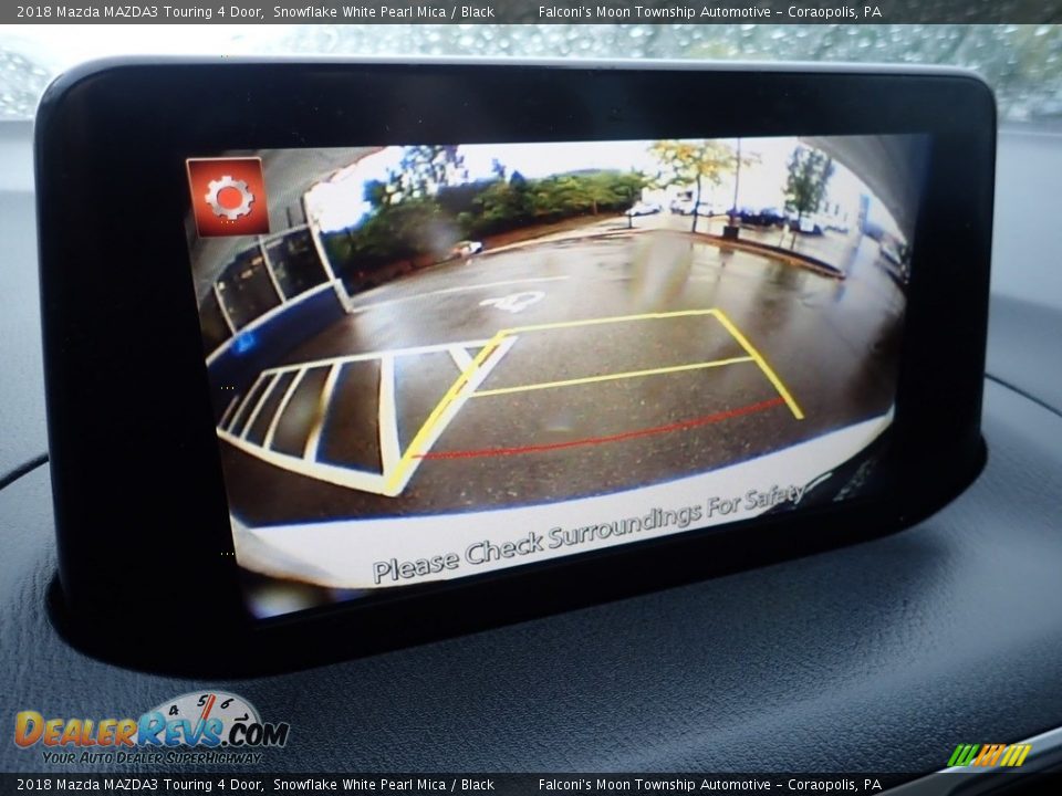 2018 Mazda MAZDA3 Touring 4 Door Snowflake White Pearl Mica / Black Photo #25
