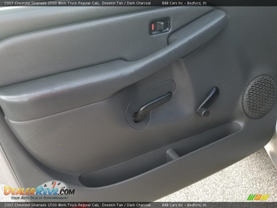 2007 Chevrolet Silverado 1500 Work Truck Regular Cab Doeskin Tan / Dark Charcoal Photo #12