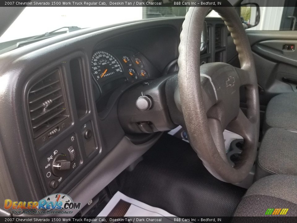 2007 Chevrolet Silverado 1500 Work Truck Regular Cab Doeskin Tan / Dark Charcoal Photo #14