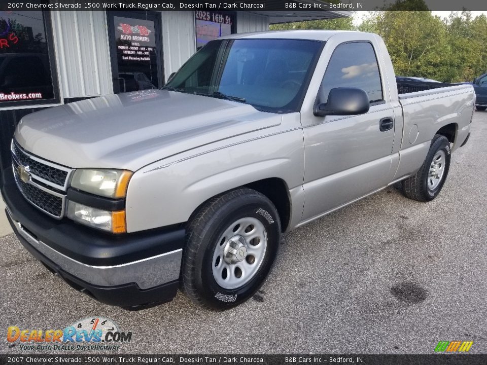 2007 Chevrolet Silverado 1500 Work Truck Regular Cab Doeskin Tan / Dark Charcoal Photo #20