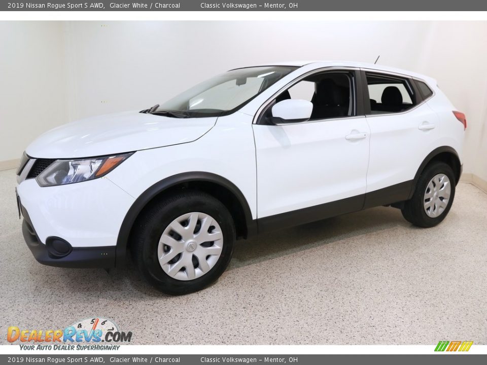 2019 Nissan Rogue Sport S AWD Glacier White / Charcoal Photo #3