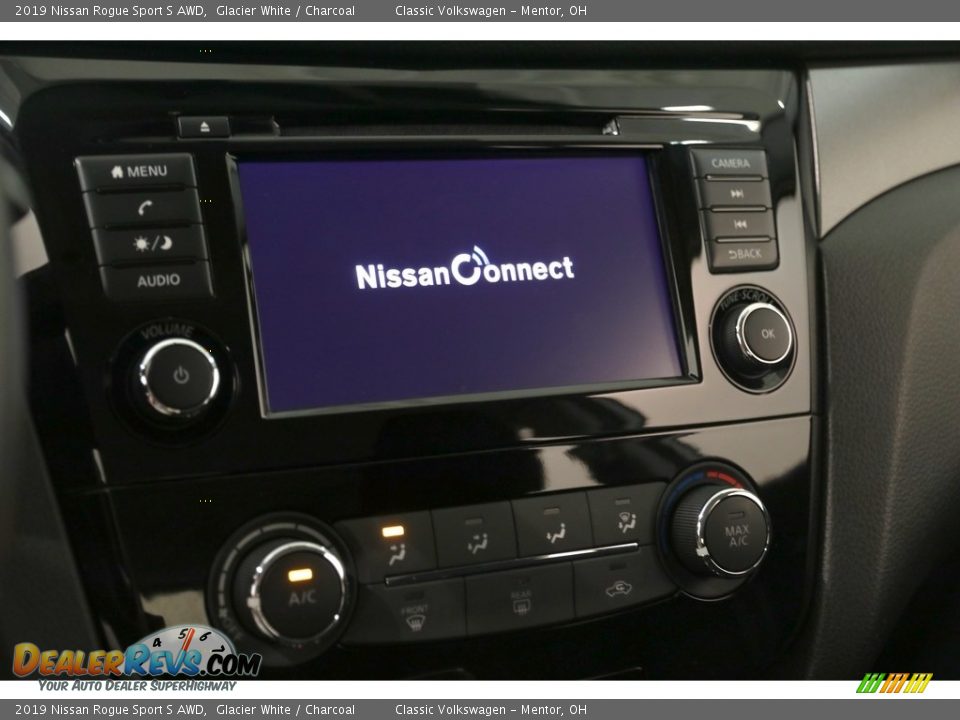 2019 Nissan Rogue Sport S AWD Glacier White / Charcoal Photo #8