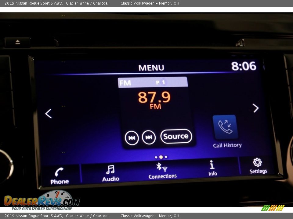2019 Nissan Rogue Sport S AWD Glacier White / Charcoal Photo #9
