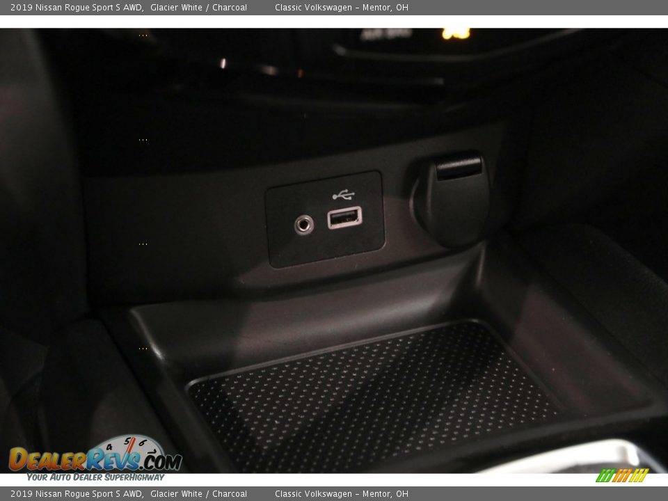 2019 Nissan Rogue Sport S AWD Glacier White / Charcoal Photo #15