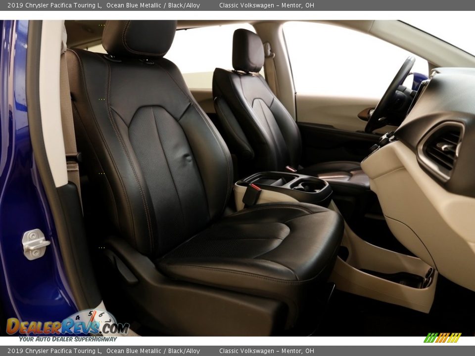 2019 Chrysler Pacifica Touring L Ocean Blue Metallic / Black/Alloy Photo #21