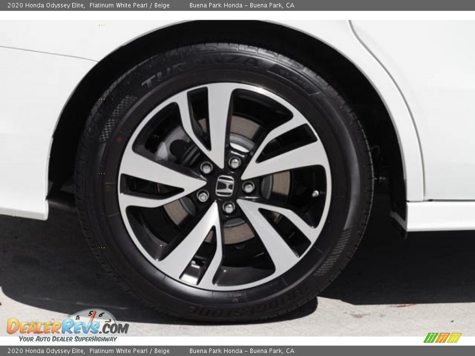 2020 Honda Odyssey Elite Platinum White Pearl / Beige Photo #12