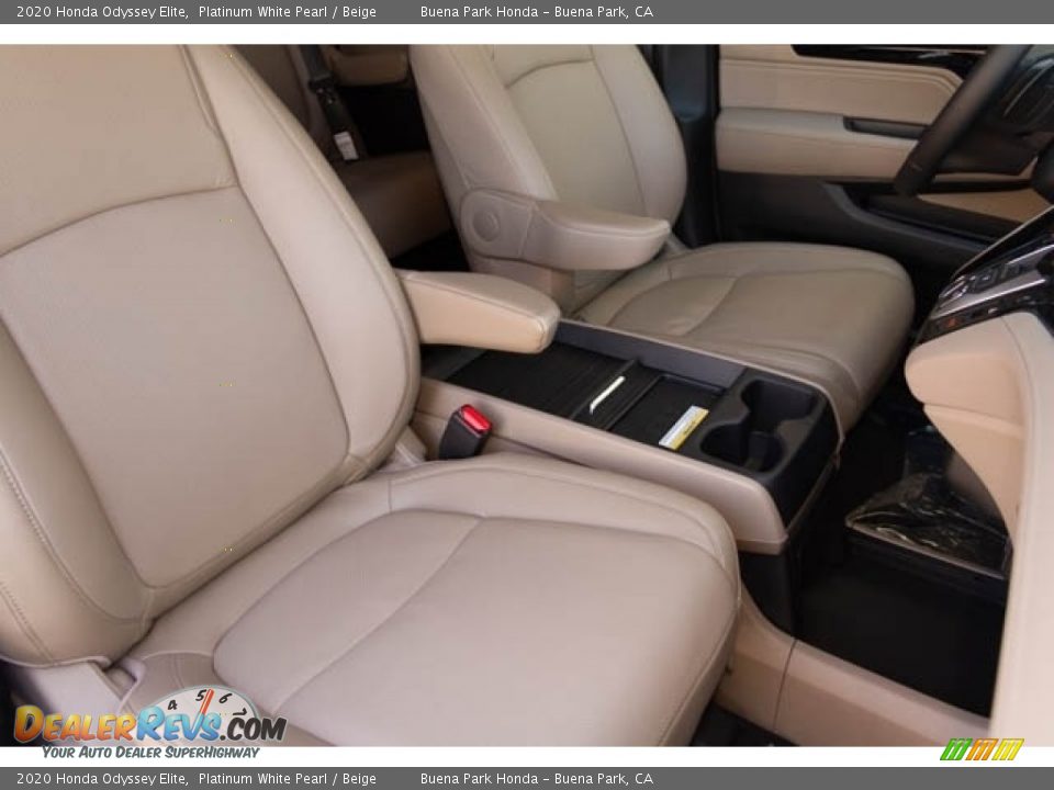 2020 Honda Odyssey Elite Platinum White Pearl / Beige Photo #35