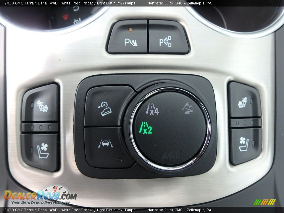 Controls of 2020 GMC Terrain Denali AWD Photo #18