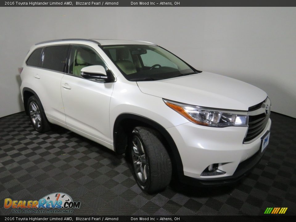 2016 Toyota Highlander Limited AWD Blizzard Pearl / Almond Photo #18