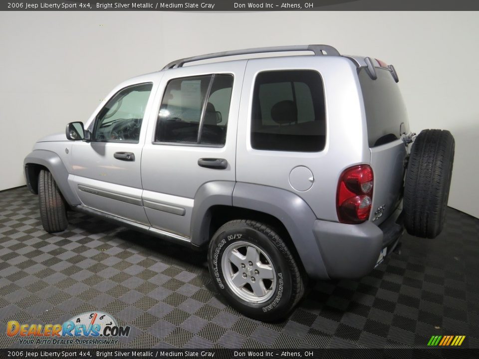 2006 Jeep Liberty Sport 4x4 Bright Silver Metallic / Medium Slate Gray Photo #7