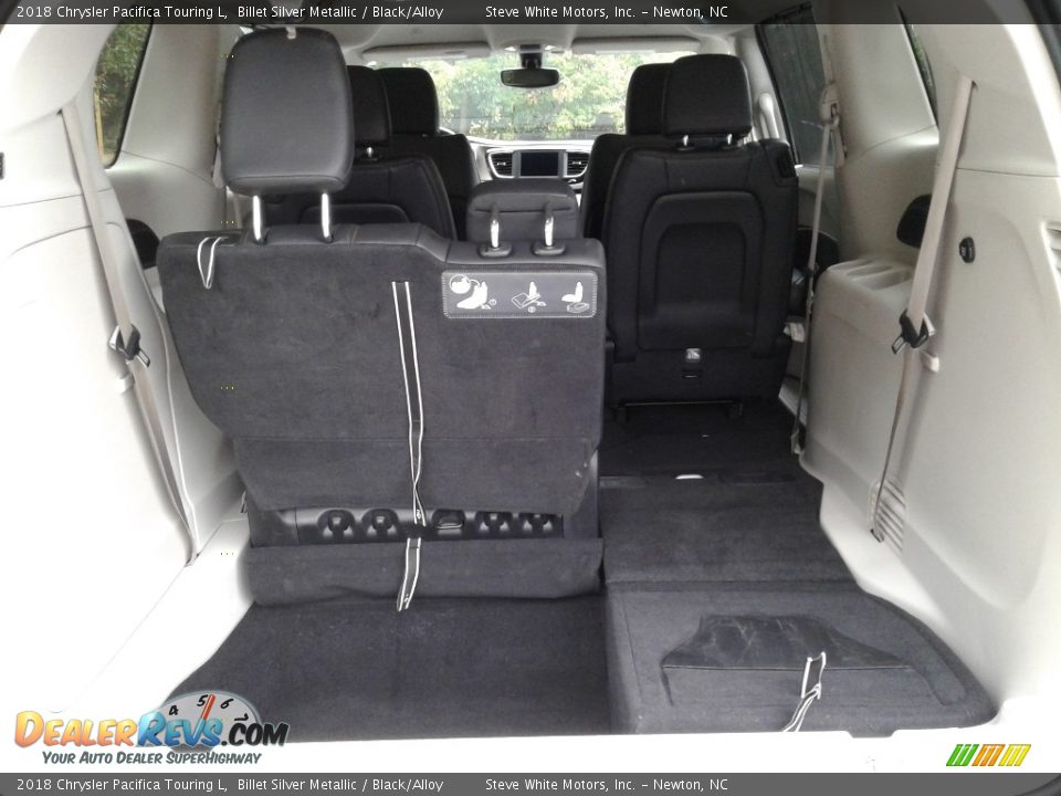 2018 Chrysler Pacifica Touring L Billet Silver Metallic / Black/Alloy Photo #14