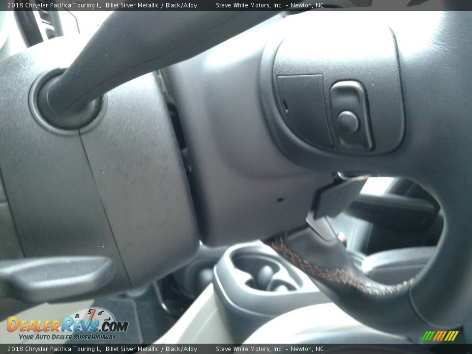 2018 Chrysler Pacifica Touring L Billet Silver Metallic / Black/Alloy Photo #19