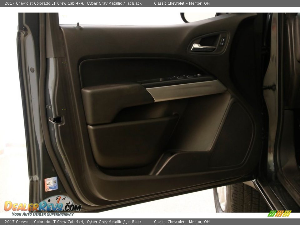 2017 Chevrolet Colorado LT Crew Cab 4x4 Cyber Gray Metallic / Jet Black Photo #4
