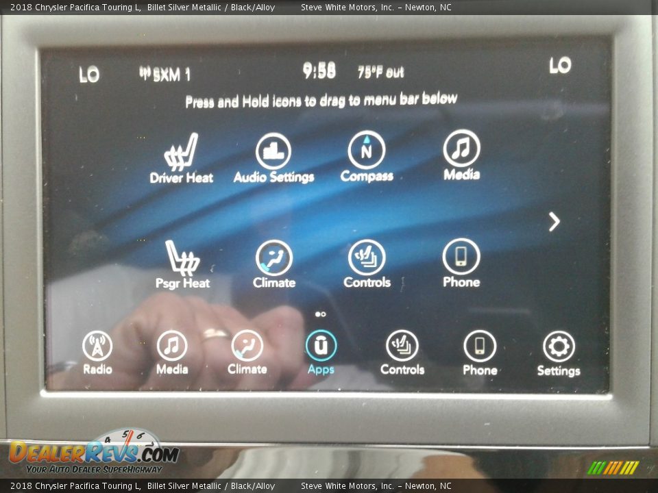 2018 Chrysler Pacifica Touring L Billet Silver Metallic / Black/Alloy Photo #30