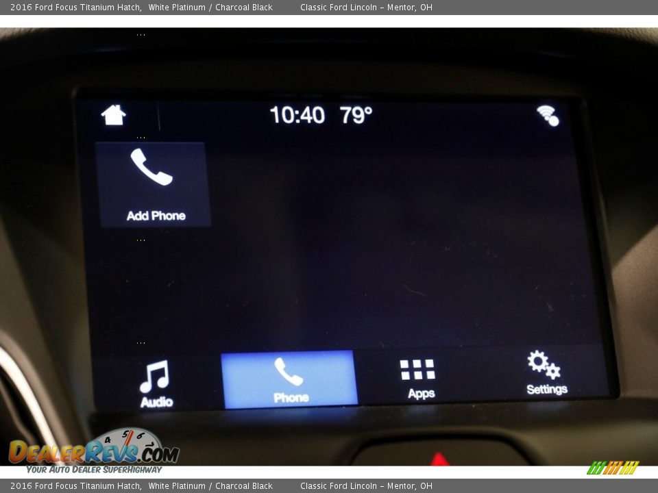 2016 Ford Focus Titanium Hatch White Platinum / Charcoal Black Photo #11