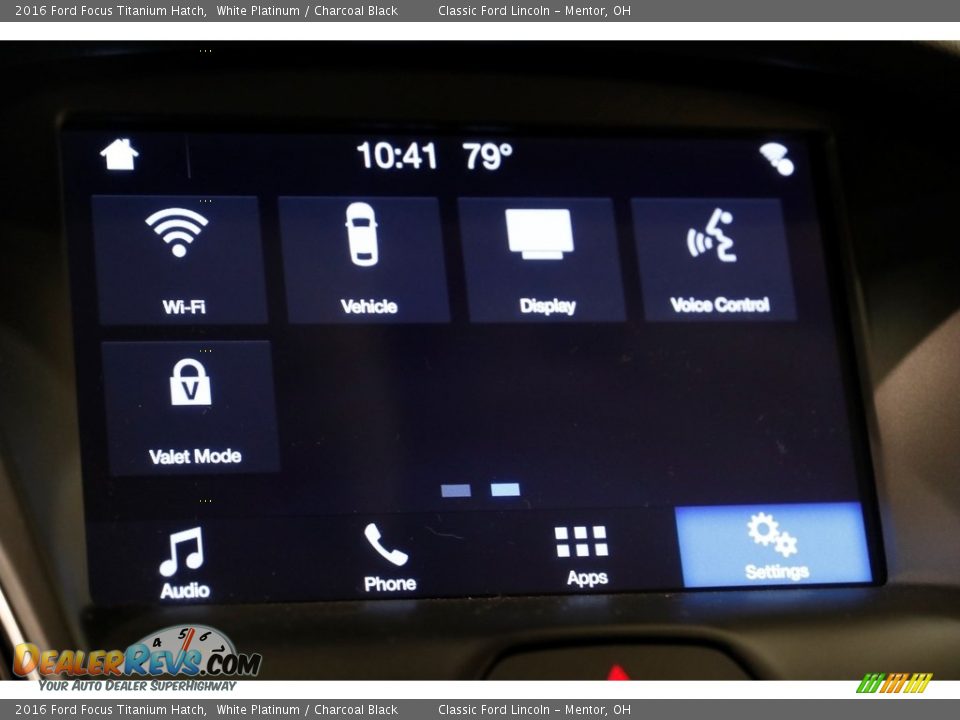 2016 Ford Focus Titanium Hatch White Platinum / Charcoal Black Photo #13