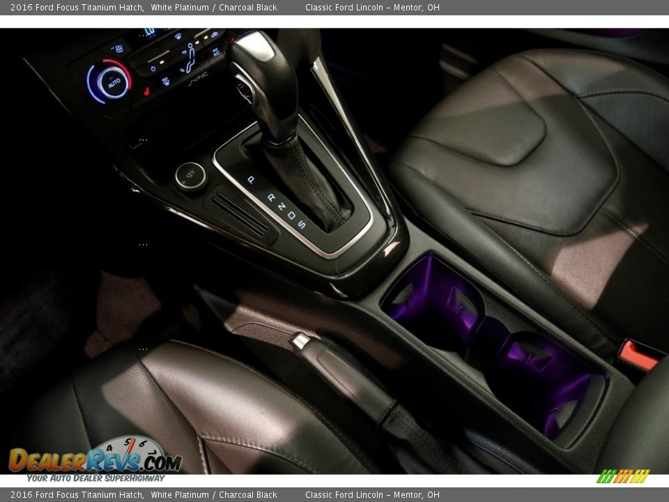 2016 Ford Focus Titanium Hatch White Platinum / Charcoal Black Photo #14