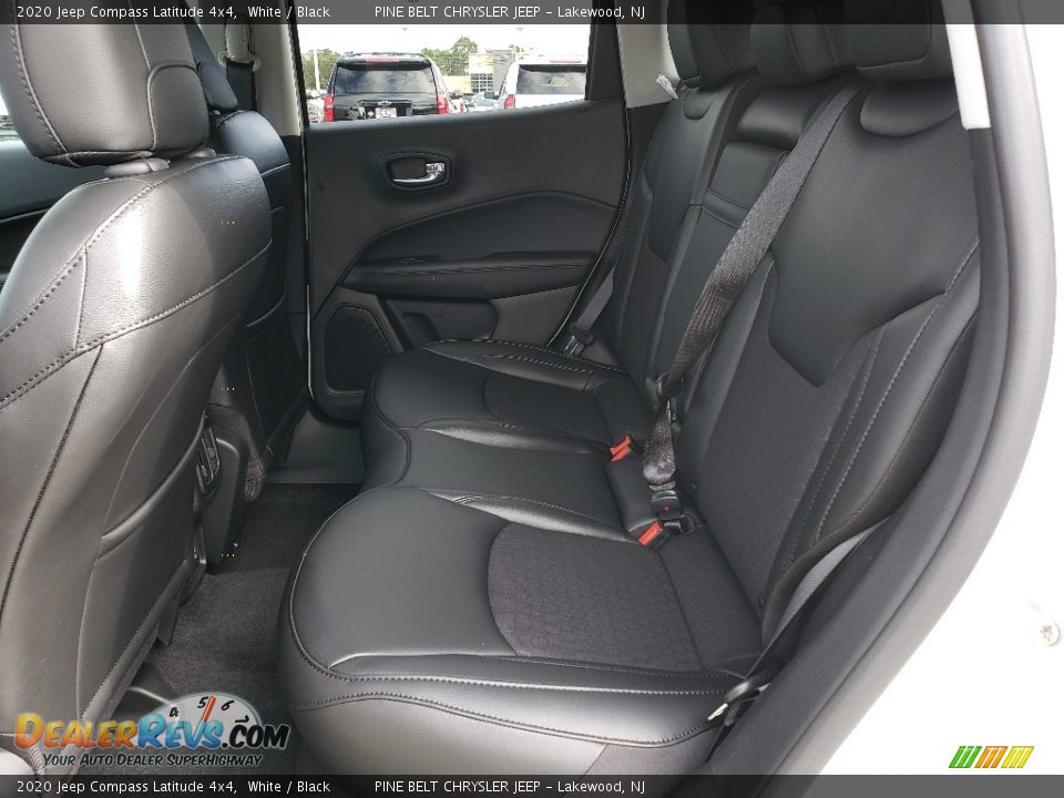 2020 Jeep Compass Latitude 4x4 White / Black Photo #7