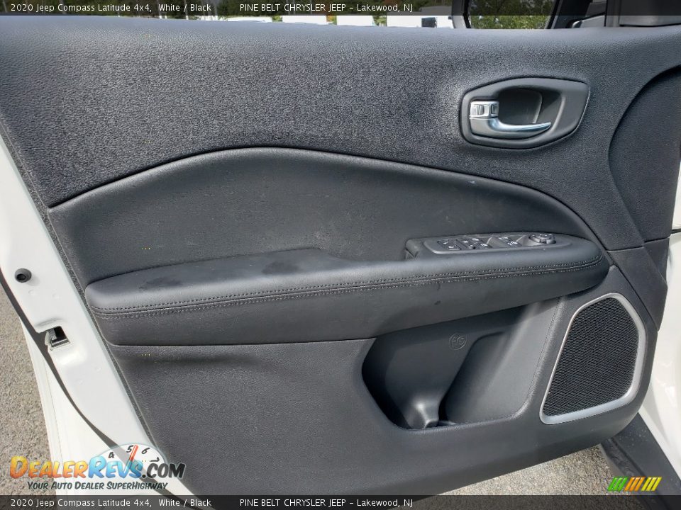 2020 Jeep Compass Latitude 4x4 White / Black Photo #9