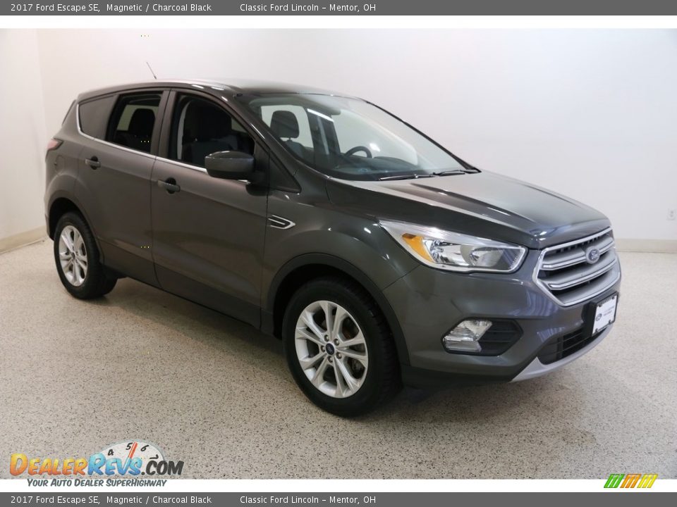 2017 Ford Escape SE Magnetic / Charcoal Black Photo #1