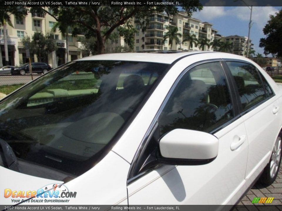 2007 Honda Accord LX V6 Sedan Taffeta White / Ivory Photo #24