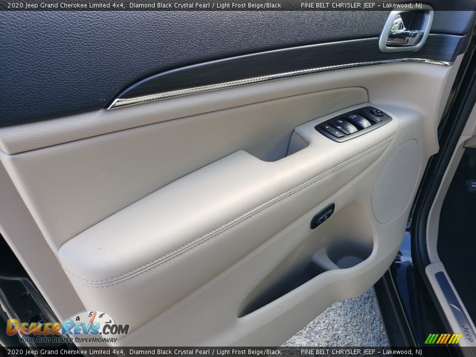 2020 Jeep Grand Cherokee Limited 4x4 Diamond Black Crystal Pearl / Light Frost Beige/Black Photo #8