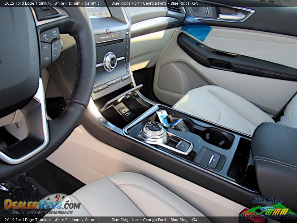 2019 Ford Edge Titanium White Platinum / Ceramic Photo #25