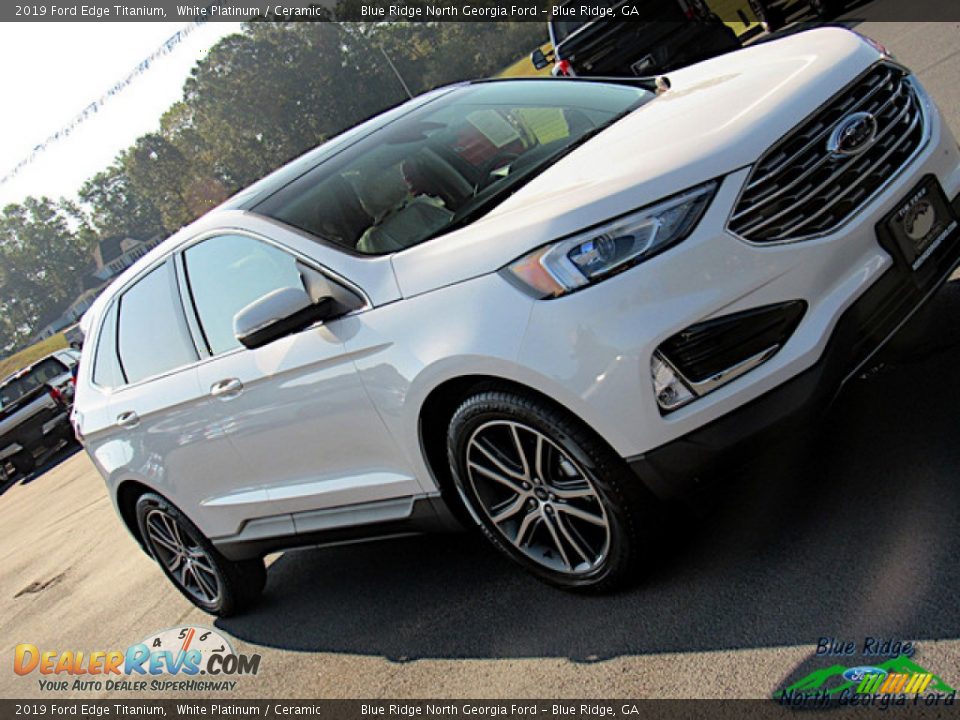 2019 Ford Edge Titanium White Platinum / Ceramic Photo #31