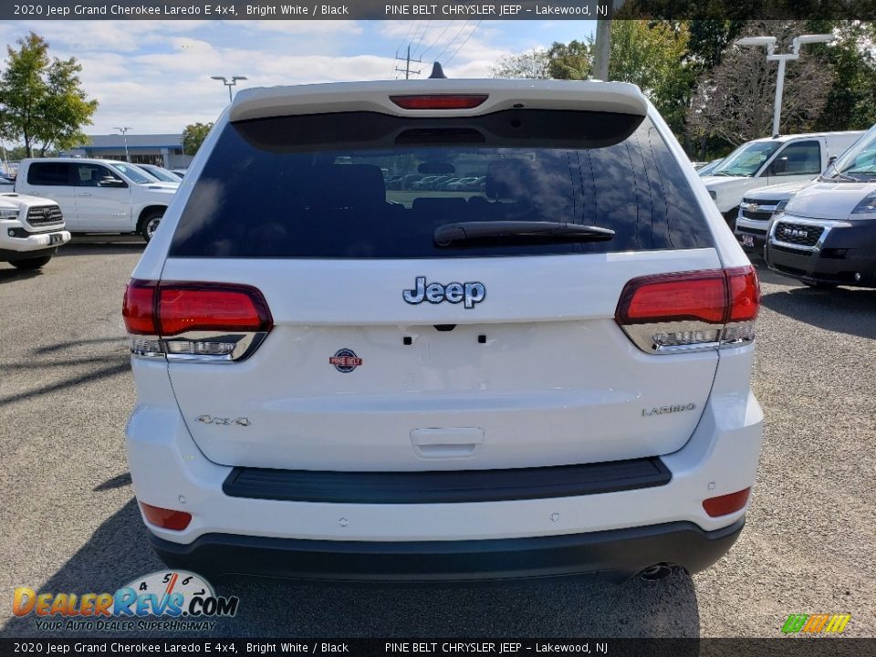 2020 Jeep Grand Cherokee Laredo E 4x4 Bright White / Black Photo #5