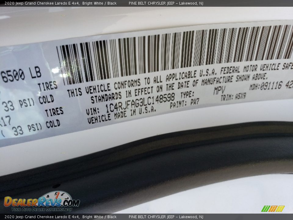 2020 Jeep Grand Cherokee Laredo E 4x4 Bright White / Black Photo #9