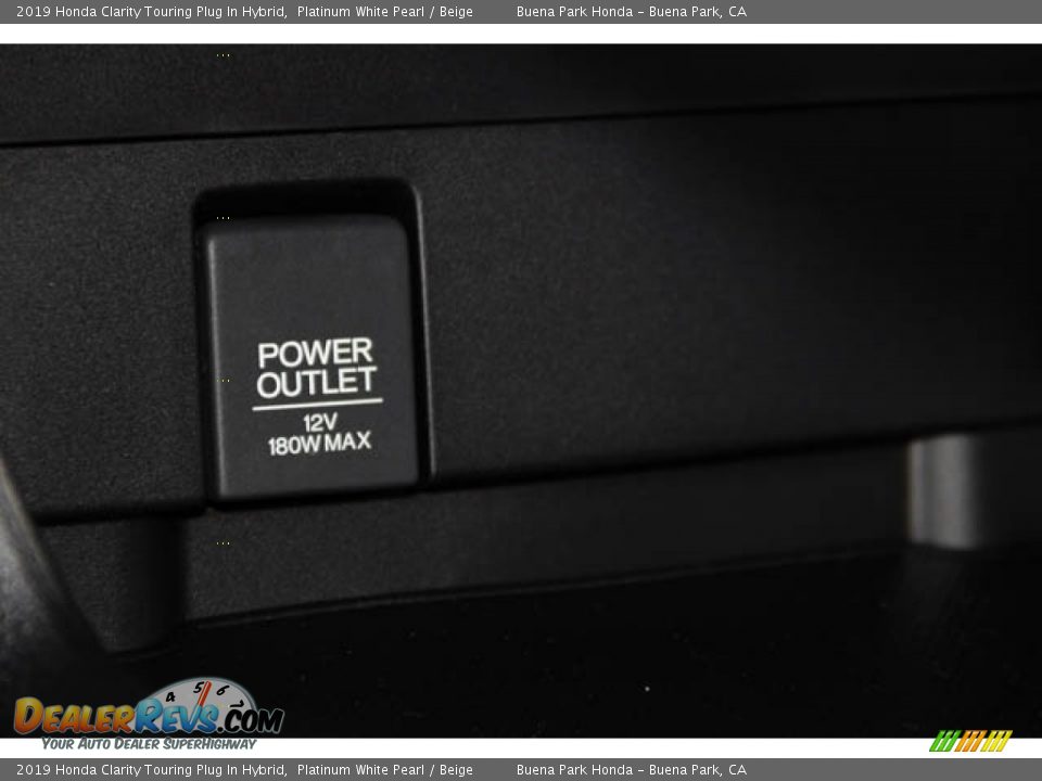 2019 Honda Clarity Touring Plug In Hybrid Platinum White Pearl / Beige Photo #20