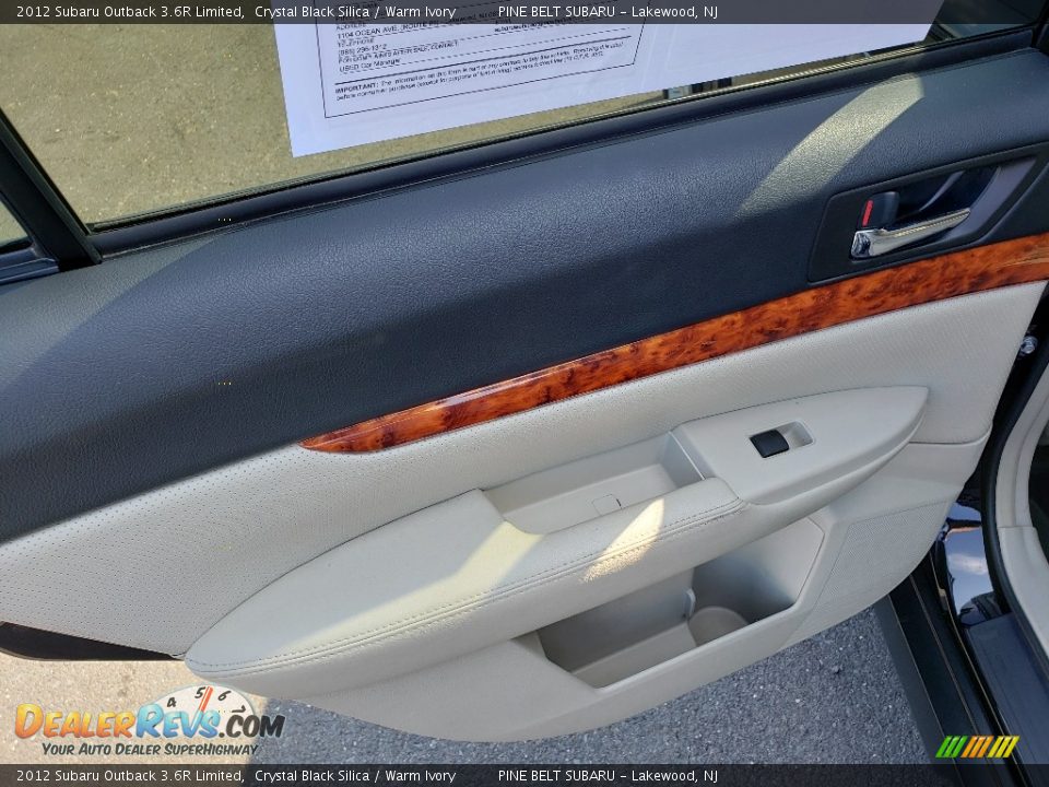 2012 Subaru Outback 3.6R Limited Crystal Black Silica / Warm Ivory Photo #25