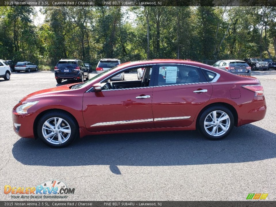 2015 Nissan Altima 2.5 SL Cayenne Red / Charcoal Photo #11