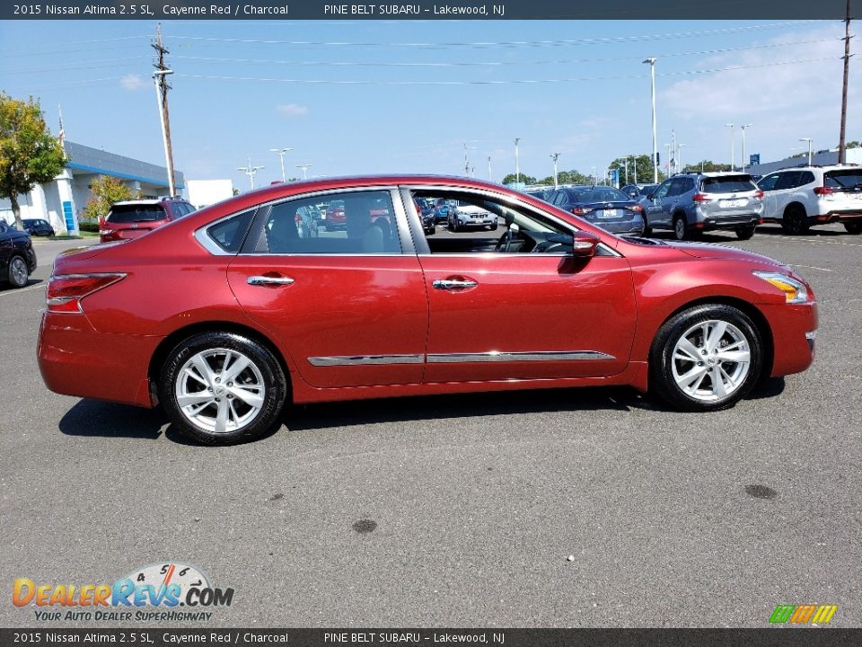 2015 Nissan Altima 2.5 SL Cayenne Red / Charcoal Photo #15
