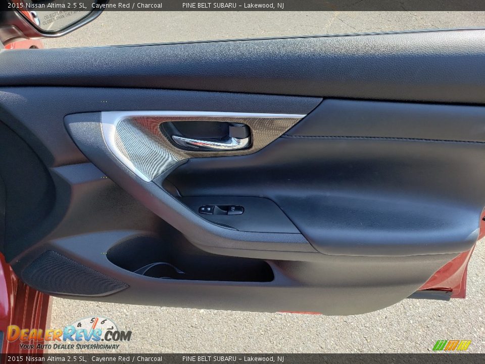 2015 Nissan Altima 2.5 SL Cayenne Red / Charcoal Photo #17