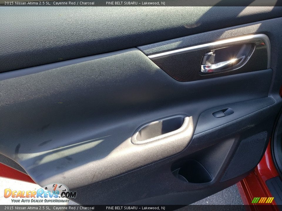 2015 Nissan Altima 2.5 SL Cayenne Red / Charcoal Photo #25