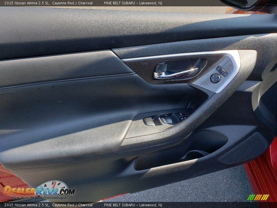 2015 Nissan Altima 2.5 SL Cayenne Red / Charcoal Photo #28