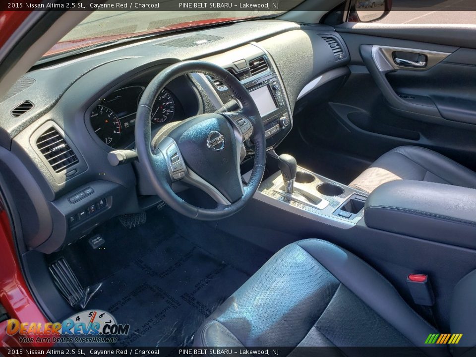 2015 Nissan Altima 2.5 SL Cayenne Red / Charcoal Photo #29