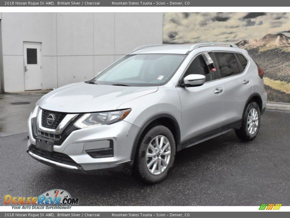 2018 Nissan Rogue SV AWD Brilliant Silver / Charcoal Photo #2