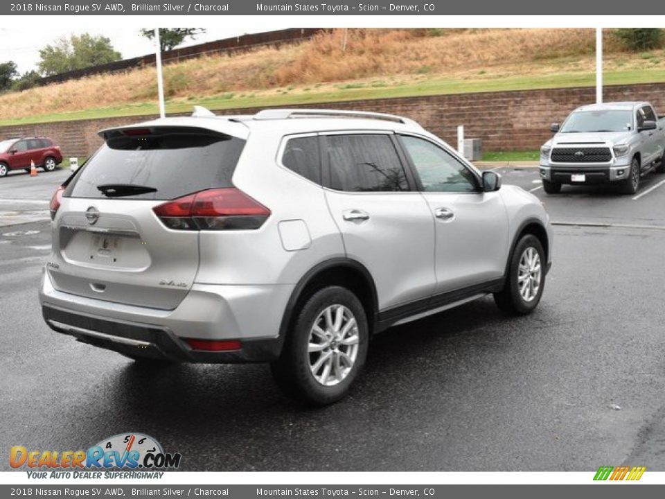2018 Nissan Rogue SV AWD Brilliant Silver / Charcoal Photo #6