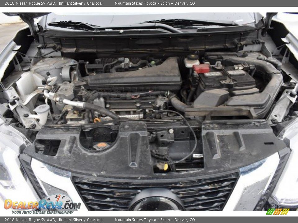2018 Nissan Rogue SV AWD Brilliant Silver / Charcoal Photo #9