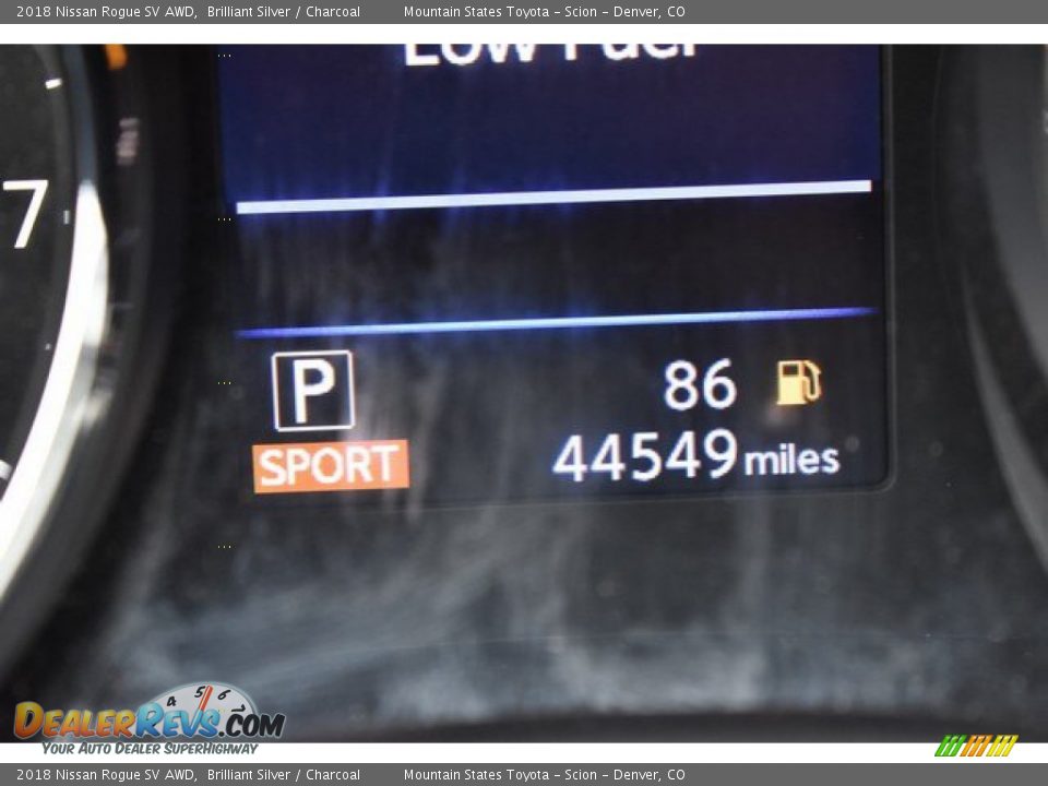2018 Nissan Rogue SV AWD Brilliant Silver / Charcoal Photo #12