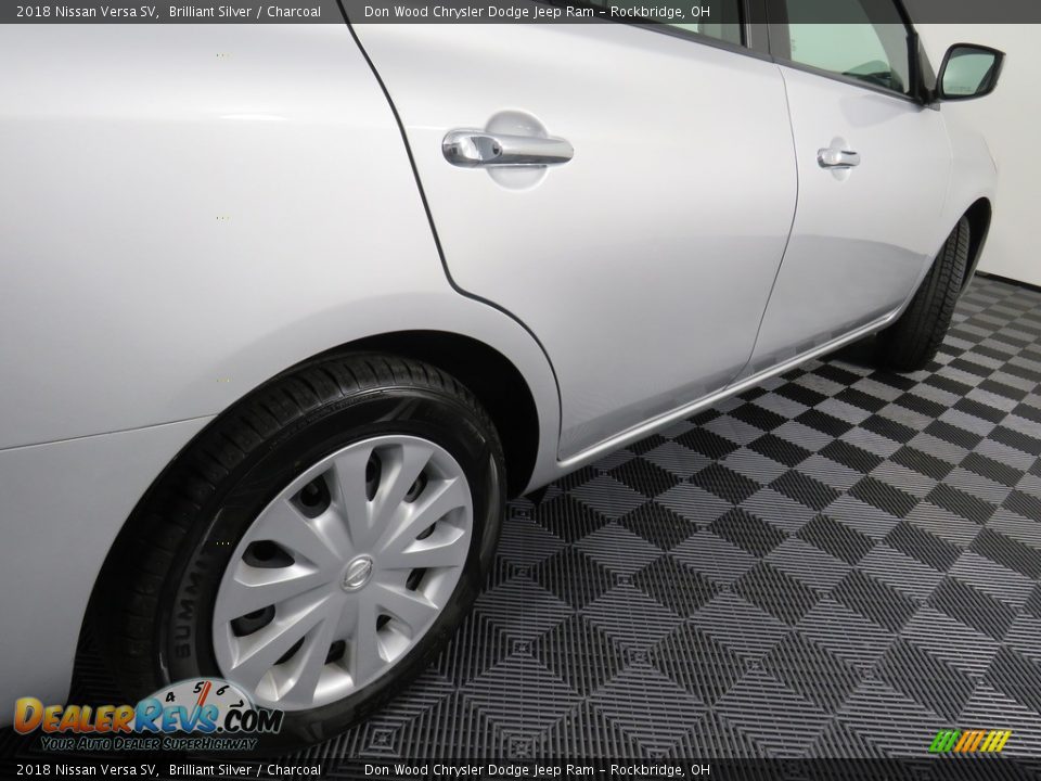 2018 Nissan Versa SV Brilliant Silver / Charcoal Photo #15