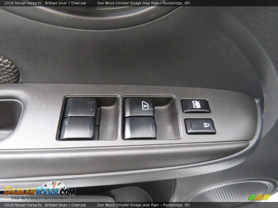 2018 Nissan Versa SV Brilliant Silver / Charcoal Photo #18