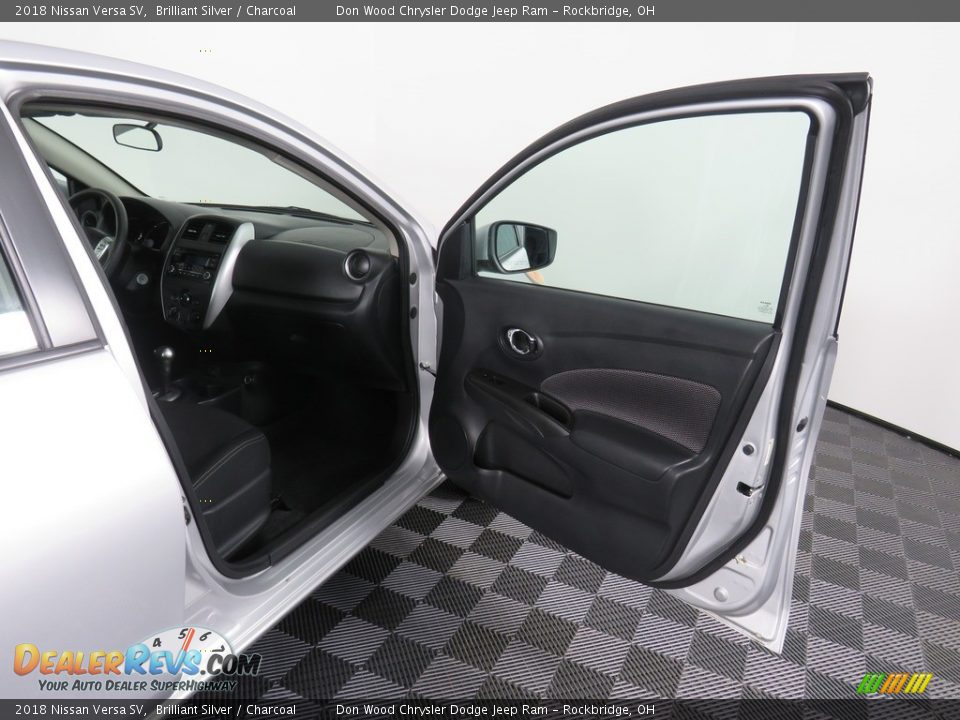 2018 Nissan Versa SV Brilliant Silver / Charcoal Photo #28