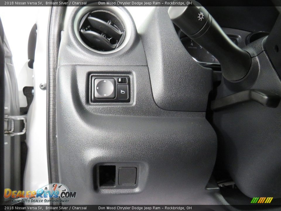 2018 Nissan Versa SV Brilliant Silver / Charcoal Photo #31