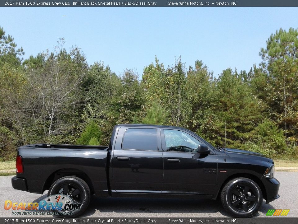 2017 Ram 1500 Express Crew Cab Brilliant Black Crystal Pearl / Black/Diesel Gray Photo #5