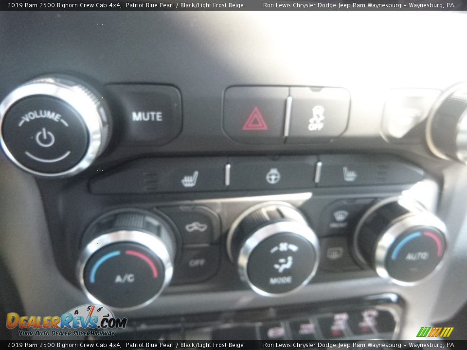 2019 Ram 2500 Bighorn Crew Cab 4x4 Patriot Blue Pearl / Black/Light Frost Beige Photo #20